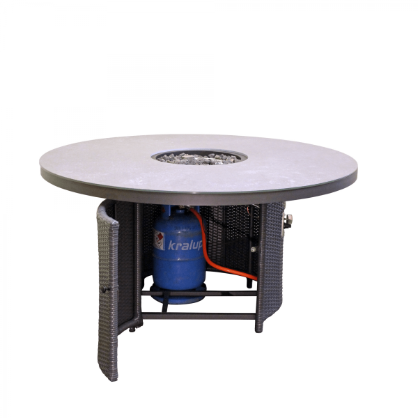 Karma Infinity R – outdoor fire – bespoke fire and flue III Karma Infinity R – outdoor fire – bespoke fire and flue III